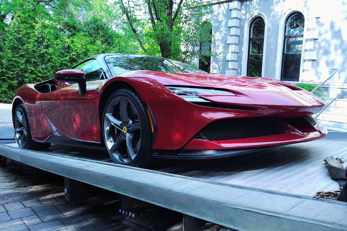 Exotic Ferrari Supercar Low-Clearance Flatbed Towing